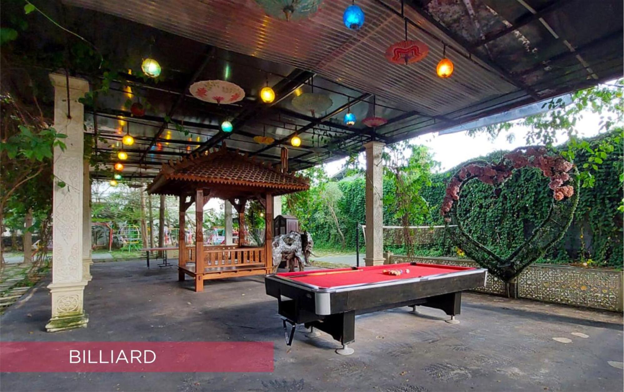 รามาดา สวีท บาย วินด์แฮม โซโล Hotel Surakarta  ภายนอก รูปภาพ